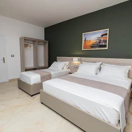 Idi 3* Vlorë